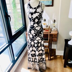 Eros Apparel Black & White Maxi Dress Sz S